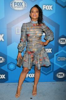 Christina Milian feet photo thumbnail