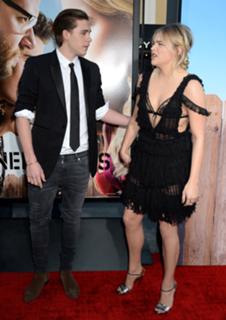 Chloë Grace Moretz feet photo thumbnail
