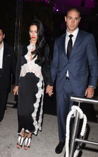 Adriana Lima feet photo thumbnail