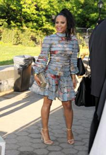 Christina Milian feet photo thumbnail