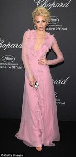 Pixie Lott feet photo thumbnail