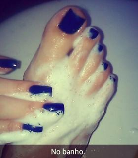 Isa Pes feet photo thumbnail