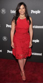 America Ferrera feet photo thumbnail