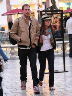 Kate Mara feet photo thumbnail