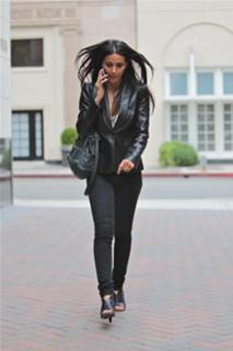 Emmanuelle Chriqui feet photo thumbnail