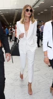 Rosie Huntington-Whiteley feet photo thumbnail
