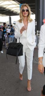 Rosie Huntington-Whiteley feet photo thumbnail