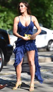 Nikki Garcia feet photo thumbnail
