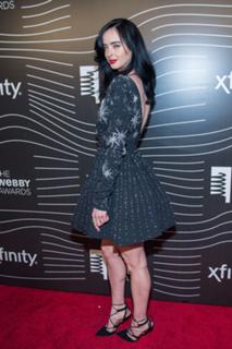 Krysten Ritter feet photo thumbnail
