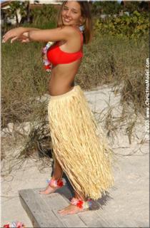 Christina Model feet photo thumbnail