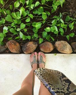 Xenia Tchoumitcheva feet photo thumbnail