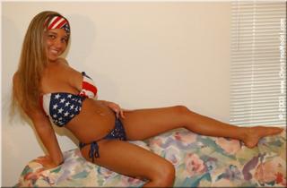 Christina Model feet photo thumbnail