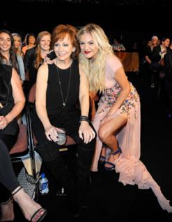 Kelsea Ballerini feet photo thumbnail