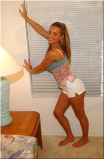 Christina Model feet photo thumbnail