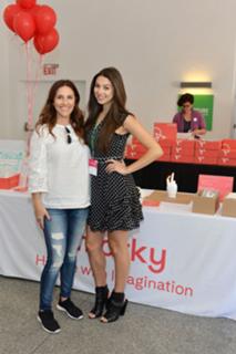Kira Kosarin feet photo thumbnail
