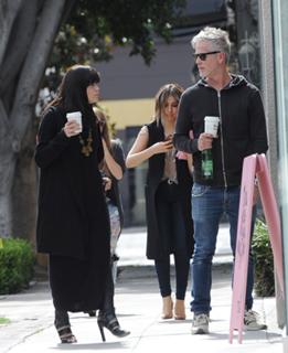 Selma Blair feet photo thumbnail