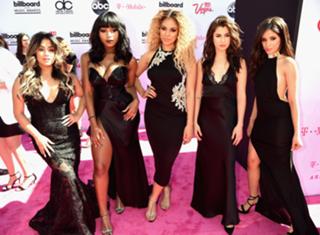 Camila Cabello feet photo thumbnail