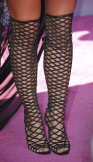 Britney Spears feet photo thumbnail