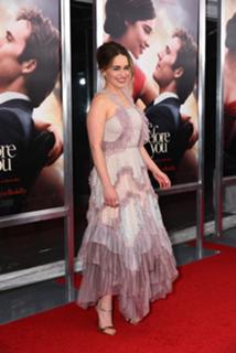 Emilia Clarke feet photo thumbnail