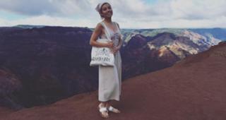 Jennette McCurdy feet photo thumbnail