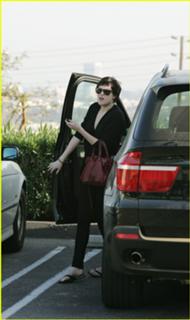 Rumer Willis feet photo thumbnail