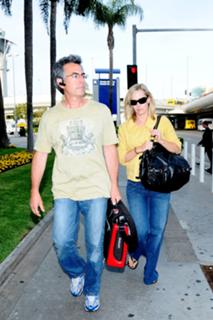 Jennie Garth feet photo thumbnail