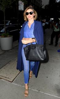 Miranda Kerr feet photo thumbnail