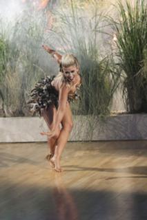 Paige VanZant feet photo thumbnail