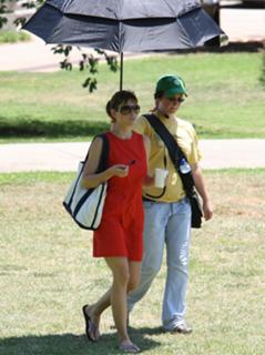 Jessica Biel feet photo thumbnail