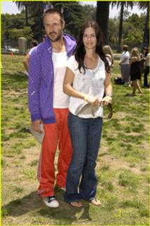 Courteney Cox feet photo thumbnail