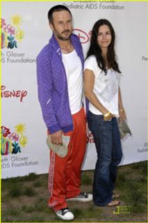Courteney Cox feet photo thumbnail