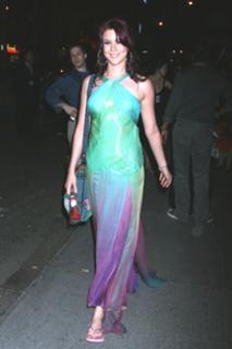 Joss Stone feet photo thumbnail