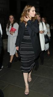 Lily James feet photo thumbnail