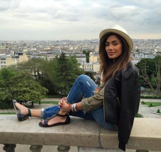 Nicole Scherzinger feet photo thumbnail