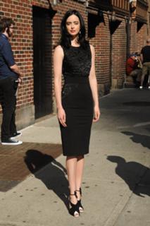 Krysten Ritter feet photo thumbnail