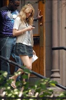 Blake Lively feet photo thumbnail