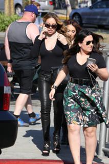 Mariah Carey feet photo thumbnail