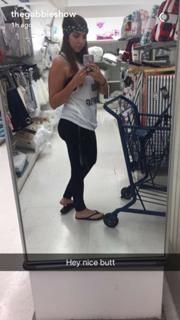 Gabbie Hanna feet photo thumbnail