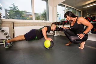 Cindy Landolt feet photo thumbnail