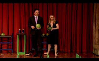 Christina Applegate feet photo thumbnail