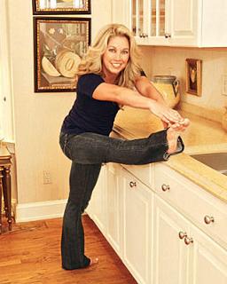 Denise Austin feet photo thumbnail