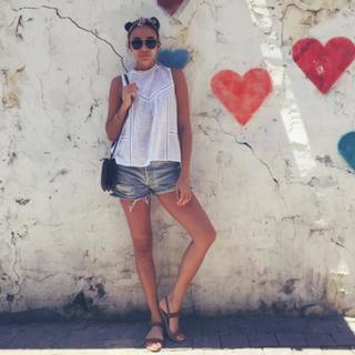 Ashley Madekwe feet photo thumbnail