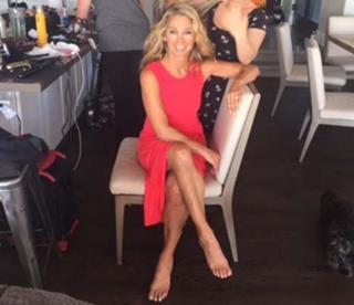 Denise Austin feet photo thumbnail