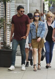 Lucy Hale feet photo thumbnail