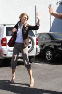 AnnaLynne McCord feet photo thumbnail