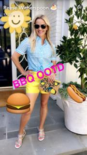 Reese Witherspoon feet photo thumbnail