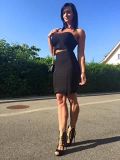 Cindy Landolt feet photo thumbnail
