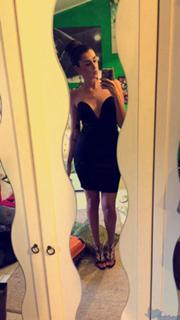 Valentina Vignali feet photo thumbnail