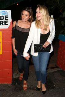 Lea Michele feet photo thumbnail