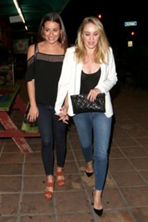 Lea Michele feet photo thumbnail